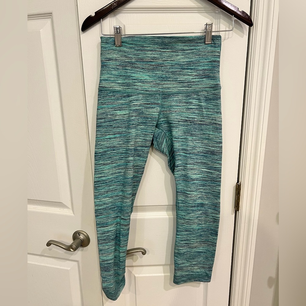 Lululemon align crop leggings size 6